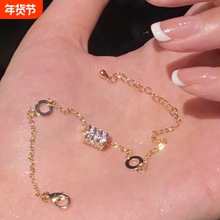 温鉴钛钢轻奢不褪色罗马数字小蛮腰手链女iins设计玫瑰金星星