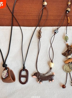 陶瓷!可爱腊肠狗猪鼻子穿搭吊坠项链女夏复古长款配饰毛衣链琥珀