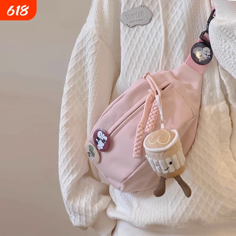 斜挎包女款潮流胸包女生背包腰包运动单肩包女手机ins小挎包胸前