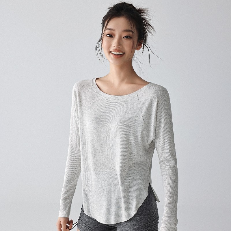 瑜伽服女秋季新款速干宽松普拉提训练健身上衣运动跑步长袖健身衣