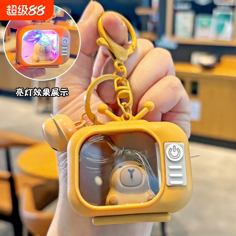 可爱卡皮巴拉挂件小夜灯钥匙扣2025年新款书包挂饰钥匙链高颜值