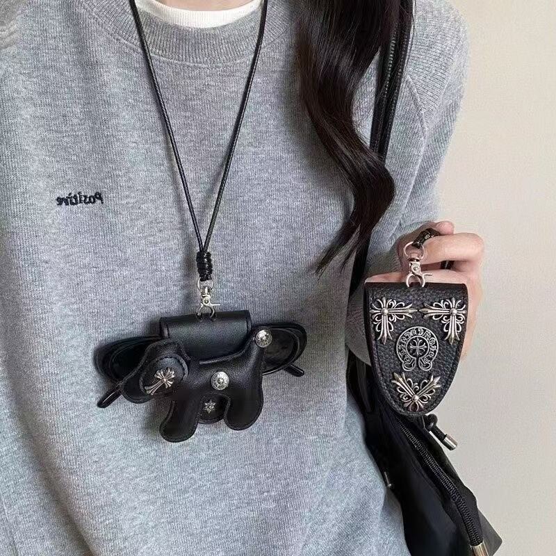 暗黑系皮革磁吸眼镜收纳挂脖项链女辣妹风复古长款毛衣链吊坠配饰