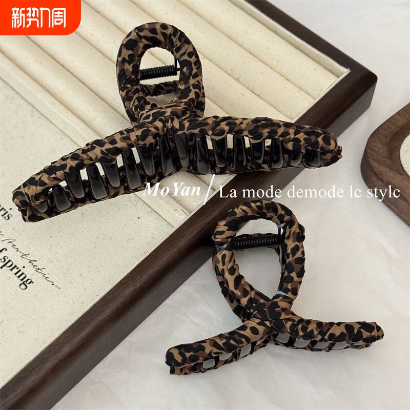 新款豹纹裹布抓夹气质时尚后脑勺鲨鱼夹复古发抓发卡短发长发卷发