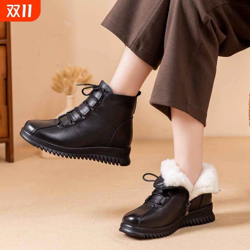 冬季妈妈鞋棉鞋头层牛皮羊毛保暖中老年女短靴平底防滑老人奶奶鞋