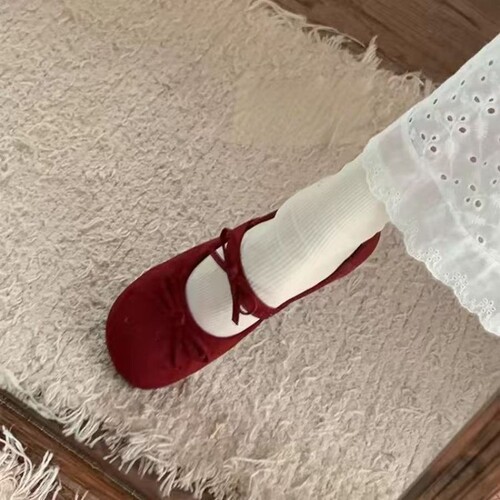 意尔康心选法式晚晚风平底圆头配裙子浅口单鞋女2026新款秋季蝴蝶