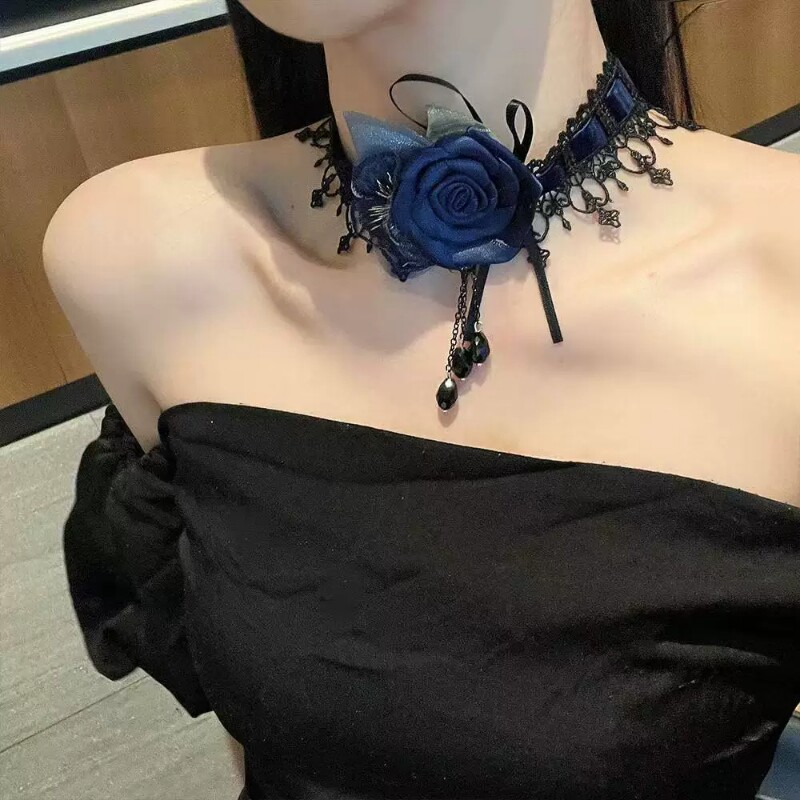 复古蓝色花朵颈链新款玫瑰花流苏百搭时尚锁骨链女生蕾丝配饰颈链