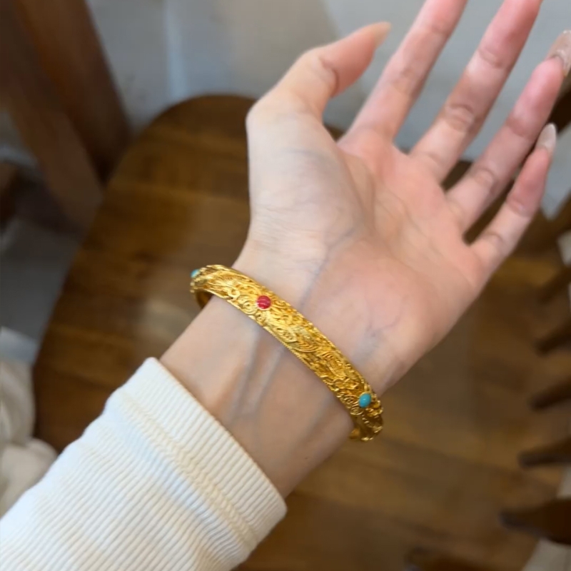 皇后花丝沙金手镯太后黄金色镯子闭口琳琅钱币新中式金店同款首饰
