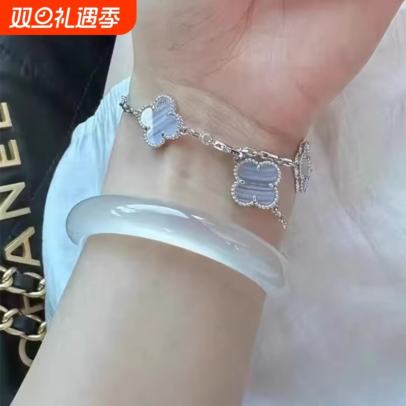 天然高冰透白月光玛瑙荔枝冻玉髓玉手镯马料女香槟翡翠情人节礼物