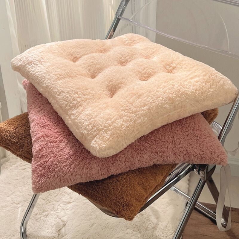 毛绒坐垫屁垫办公室久坐宿舍加厚餐椅子座垫大学生教室屁股垫子