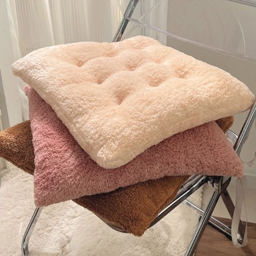 毛绒坐垫屁垫办公室久坐宿舍加厚餐椅子座垫大学生教室屁股垫子