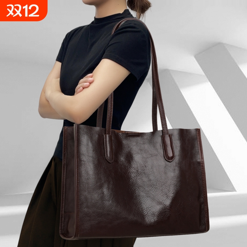 CCAMO包包女款轻奢小众单肩真皮