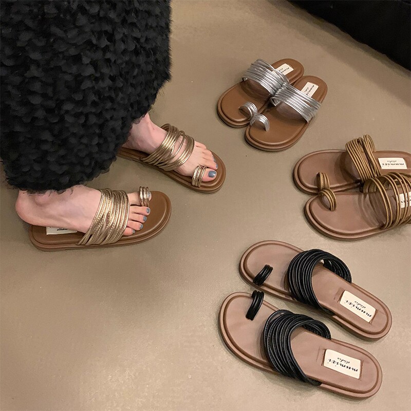 小众套凉拖鞋女夏外穿2026新款配裙子海边平底罗马凉鞋银色金色