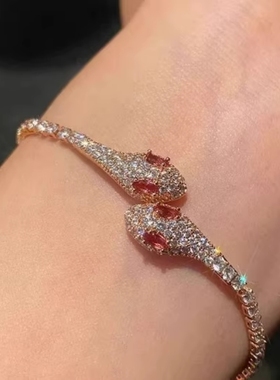 精致独特设计女礼物手饰超闪绿色