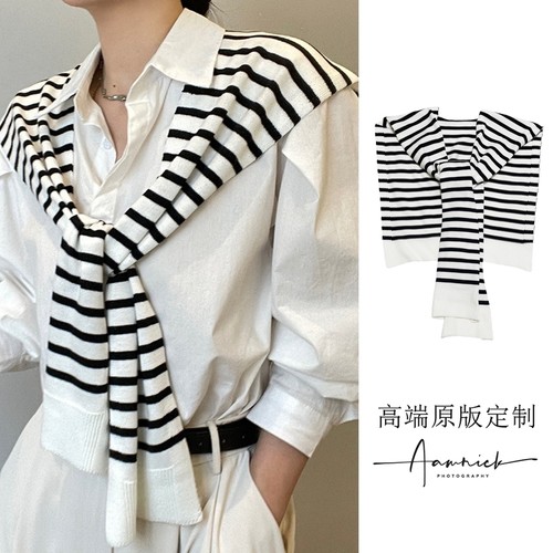 韩版条纹小披肩女外搭春夏秋季薄款轻奢高级感空调房搭肩针织坎肩