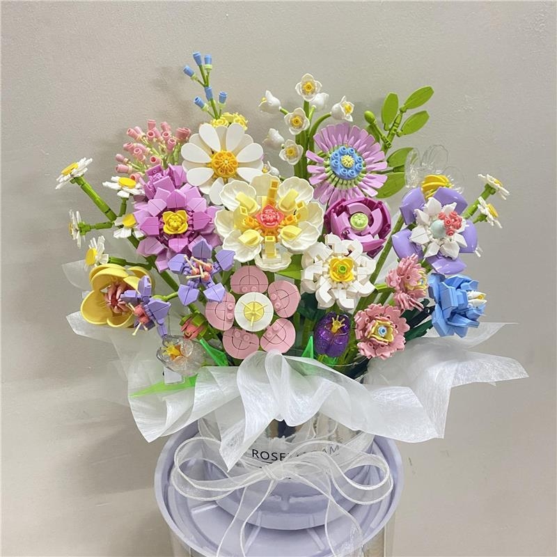 中国积木永生花束玫瑰抱抱桶拼装送男生女孩生日礼物拼图兼容乐高