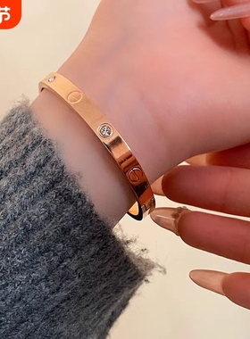 溪御满钻手镯轻奢高级感时尚玫瑰金彩金钛钢不掉色情侣手环送礼物