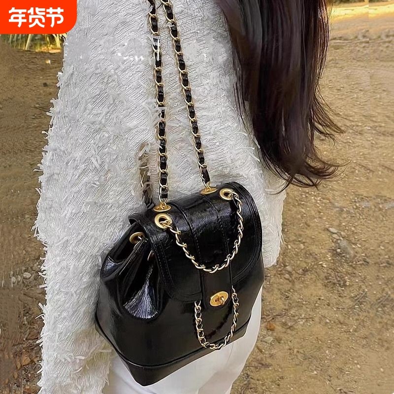 双肩包女小香风链条学生洋气小书包油蜡皮迷你精致大容量设计感,箱包皮具/热销女包/男包,双肩背包,淘宝优惠券,粉丝福利购,淘宝优惠卷