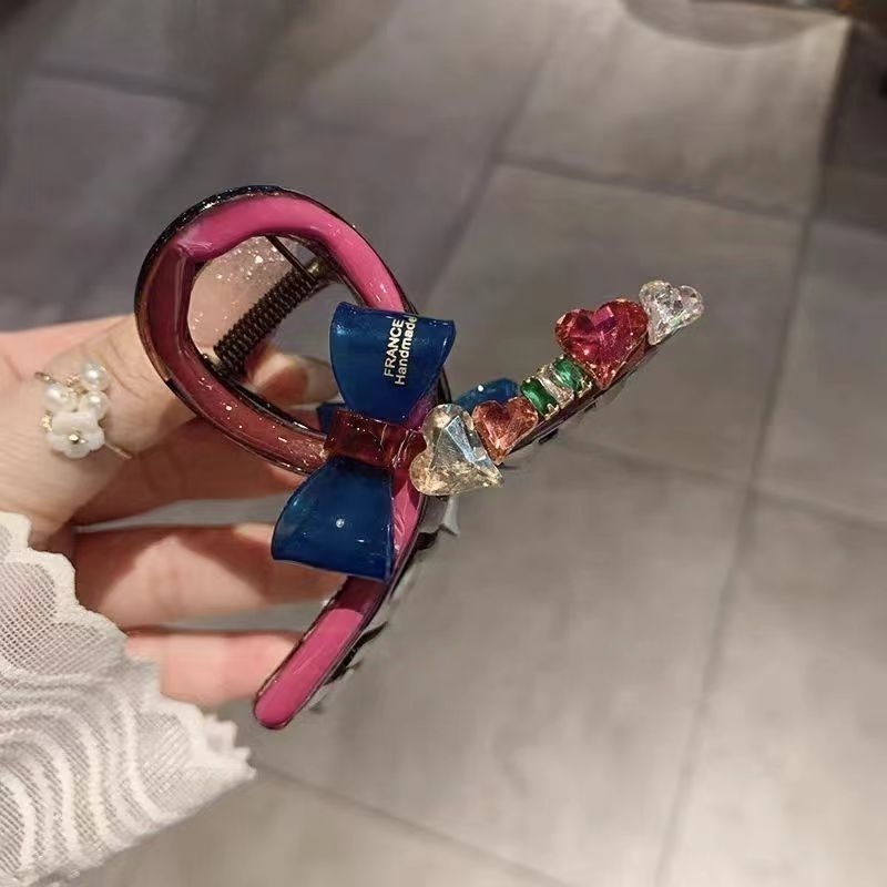 东大门醋酸中号抓夹彩色爱心水钻高级感发夹盘发鲨鱼夹适合发量少