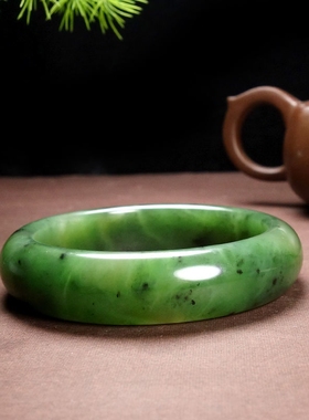 正品和田碧玉手镯富贵手镯少女气质妈妈镯子送礼国风真玉石多规格