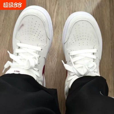 Force58酒红温柔百搭情侣滑板鞋