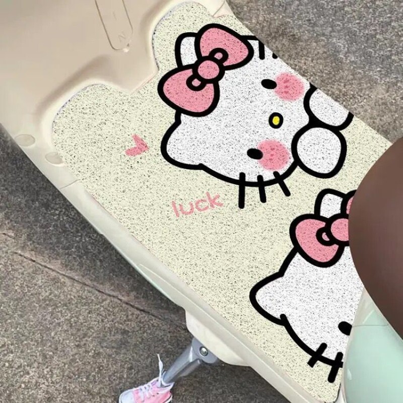 卡通可爱丝圈电动车脚垫耐脏通用自由剪裁防滑踏板垫