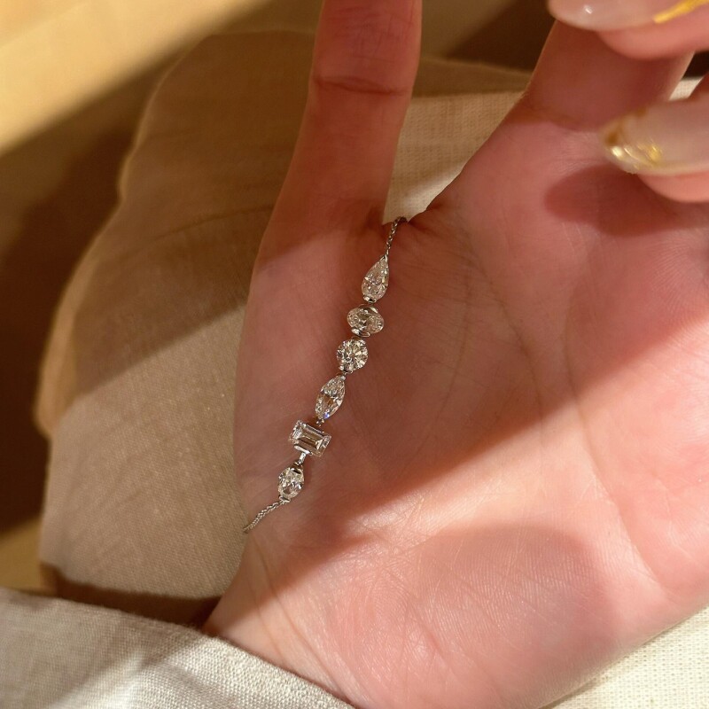 时尚轻奢不规则异形裸钻手链爆闪八心八箭高碳钻锆石手饰女饰品
