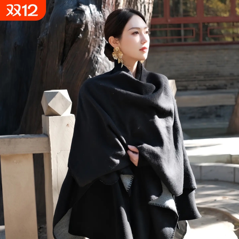 2025新款黑色披肩外搭女办公室护肩颈毛毯保暖围巾双面两用纯色