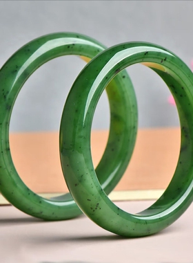 正品新疆和田玉俄碧老坑料碧玉镯子送妈妈女友真玉石手镯带证书