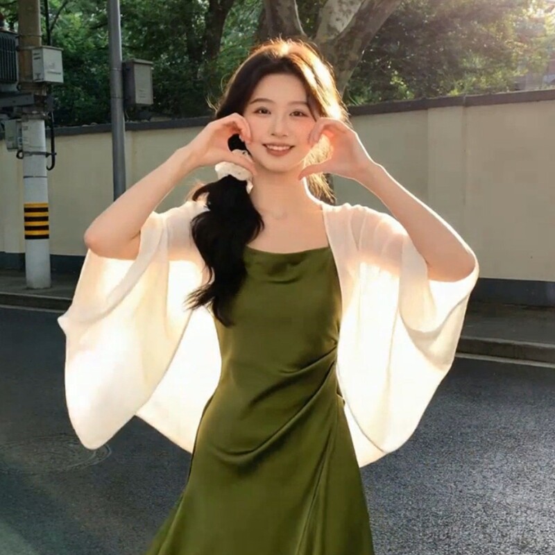 新中式披肩外搭女2026新款披风斗篷空调披肩女夏薄款外搭配旗袍
