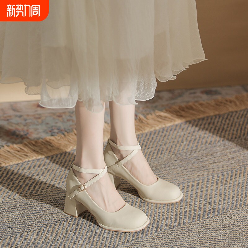 他她女孩真皮玛丽珍鞋女2026新款凉鞋粗跟绑带高跟鞋女法式配裙子