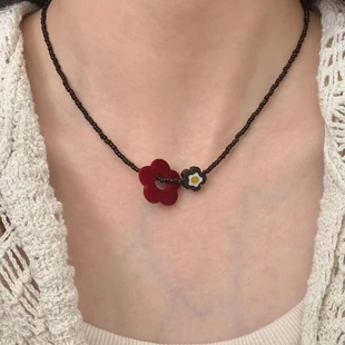 姜妍同款 颈链植物 丝绒花朵项链ins小众设计串珠锁骨链秋冬新款