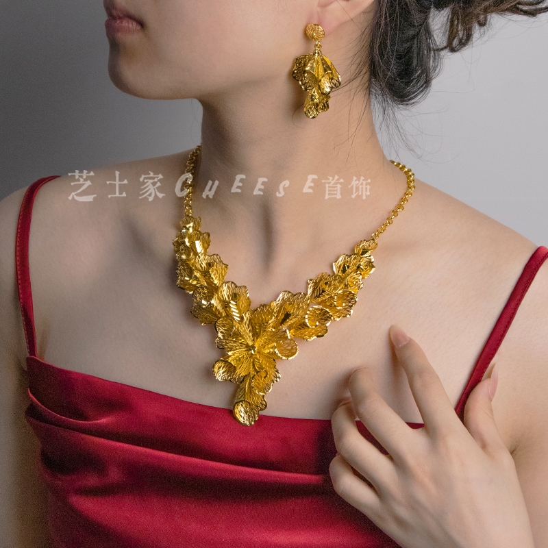 结婚花朵项链新娘三金首饰黄金五金沙金假黄金婚庆套装金店同款