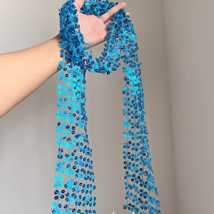 饰新款 超显白宝蓝色亮片丝巾围巾女百搭装 毛衣链颈链 蓝调时刻