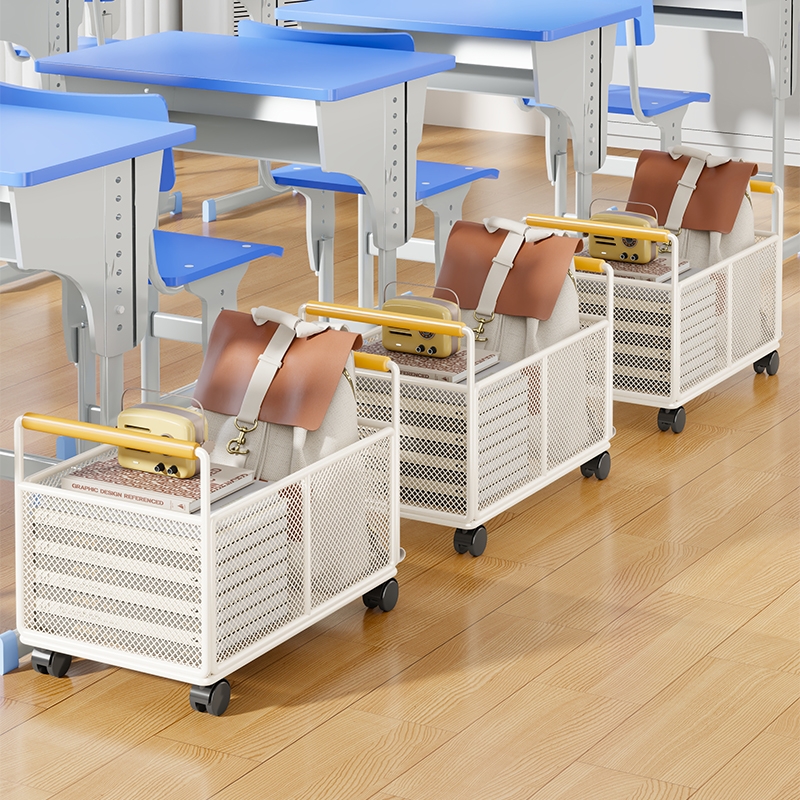 教室桌边书包书本收纳箱