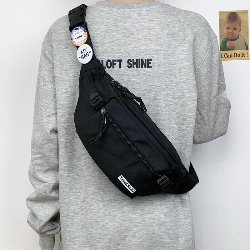 男生斜挎包小包潮摩托车骑行挎包男款大学生高中背包休闲运动胸包