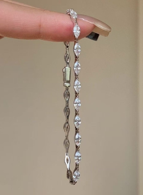 爆闪六边形闪钻手链小众设计手饰精致高级感气质时尚独特绝美手环