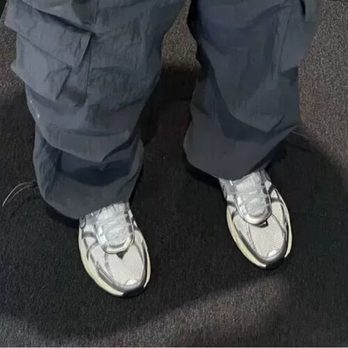 夏季舒适百搭V2K RUN低帮透气耐磨男女休闲运动鞋训练跑步鞋