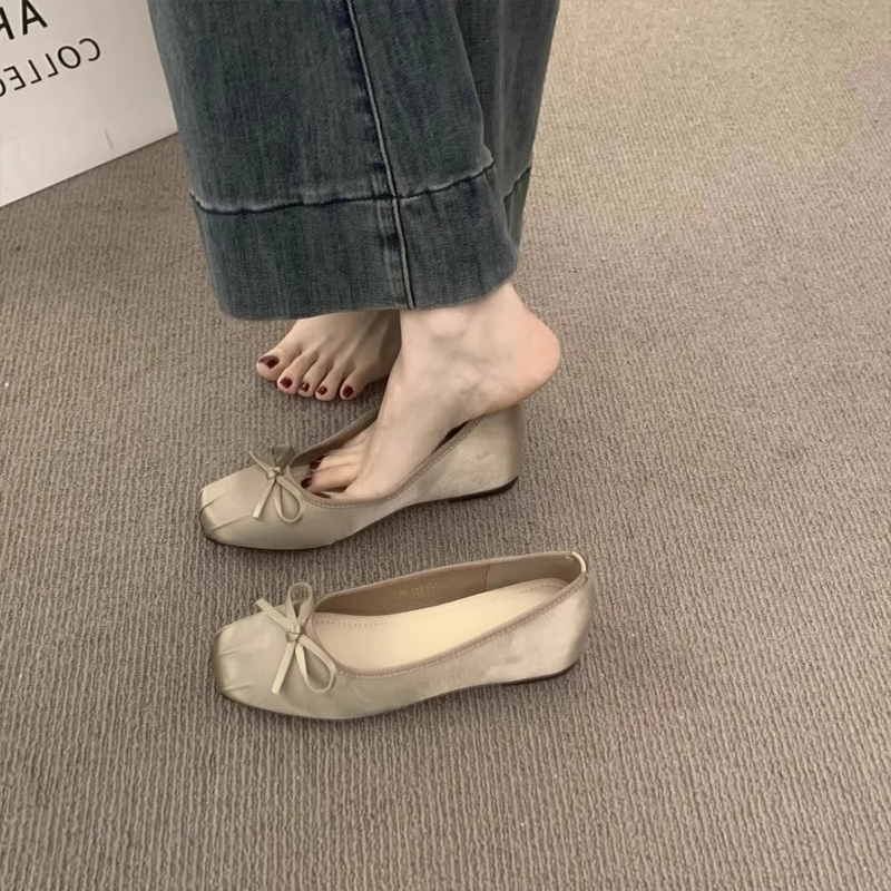 法式配裙子仙女风内增高芭蕾舞鞋百搭不累脚温柔晚晚鞋绝美单鞋女