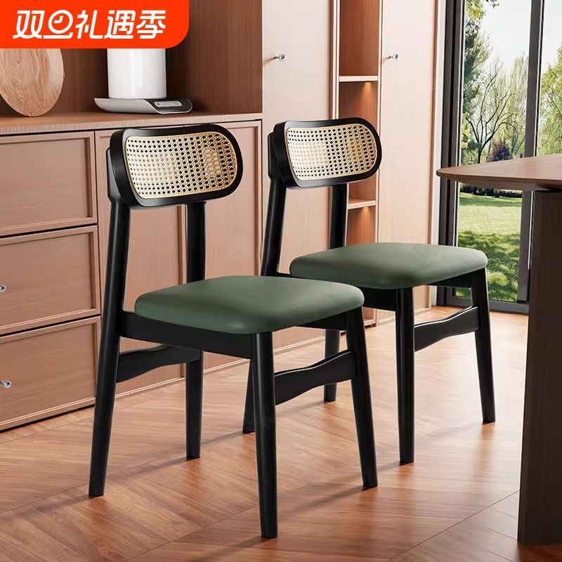 法式复古实木餐椅家用中古风靠背椅子餐厅高级感餐桌软包藤编椅子