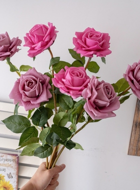 过胶湿润手感玫瑰仿真花家居装饰婚庆路引花墙假花MW59995