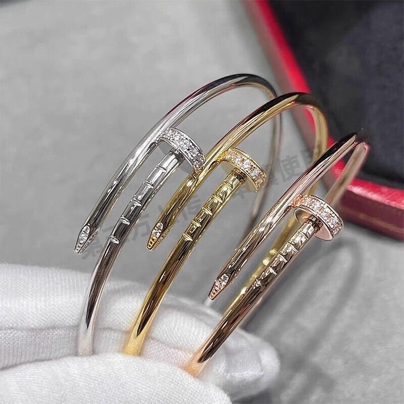 手镯女高级感轻奢小众窄版钛钢不掉色玫瑰金色钉子情侣手环黄金