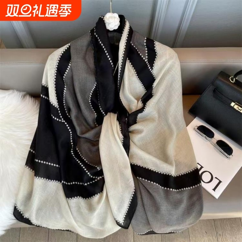 围巾女冬季薄款简约高级感2025新款棉麻围脖今年流行丝巾披肩两用