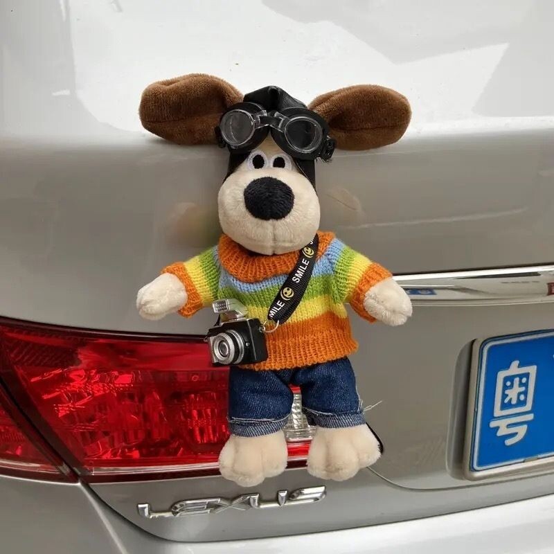 车载摆件网红卡通可爱公仔汽车外玩偶掌门狗挂件后备箱油箱盖装饰