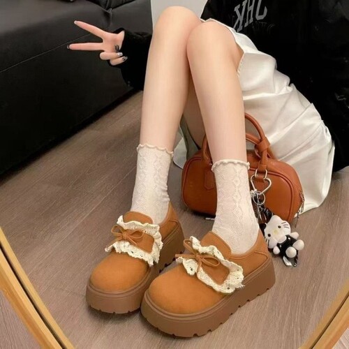 意尔康心选法式甜美学院风松糕厚底花边小皮鞋女2026秋季新款配裙