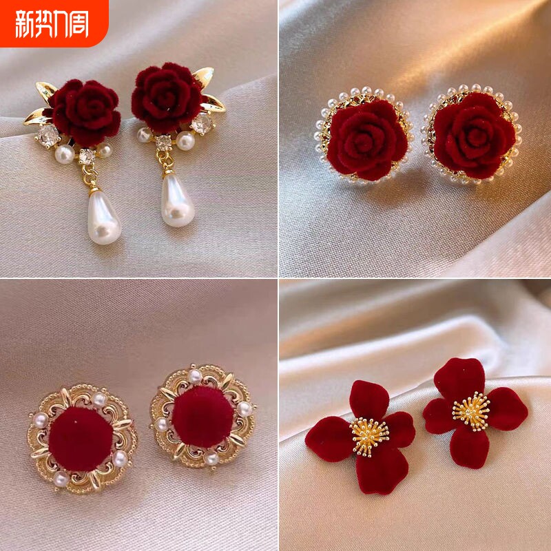 高级感红色丝绒珍珠耳钉女2024爆款耳环气质百搭新年秋冬耳饰水滴