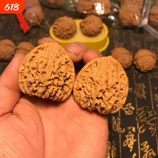 文玩核桃涿鹿南疆石狮子头高炮窝底十字尖蚂蚁纹盘玩手把件南将石