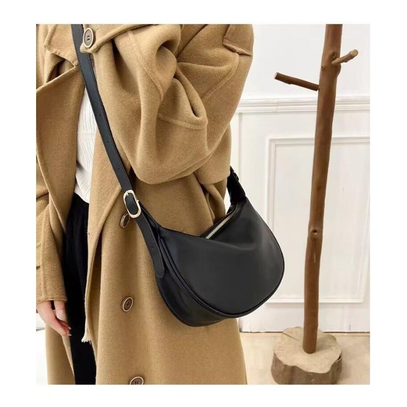 高级感小众小包包女包新款时尚休闲单肩斜挎包新月百搭饺子包,箱包皮具/热销女包/男包,通用款女包,淘宝优惠券,粉丝福利购,淘宝优惠卷