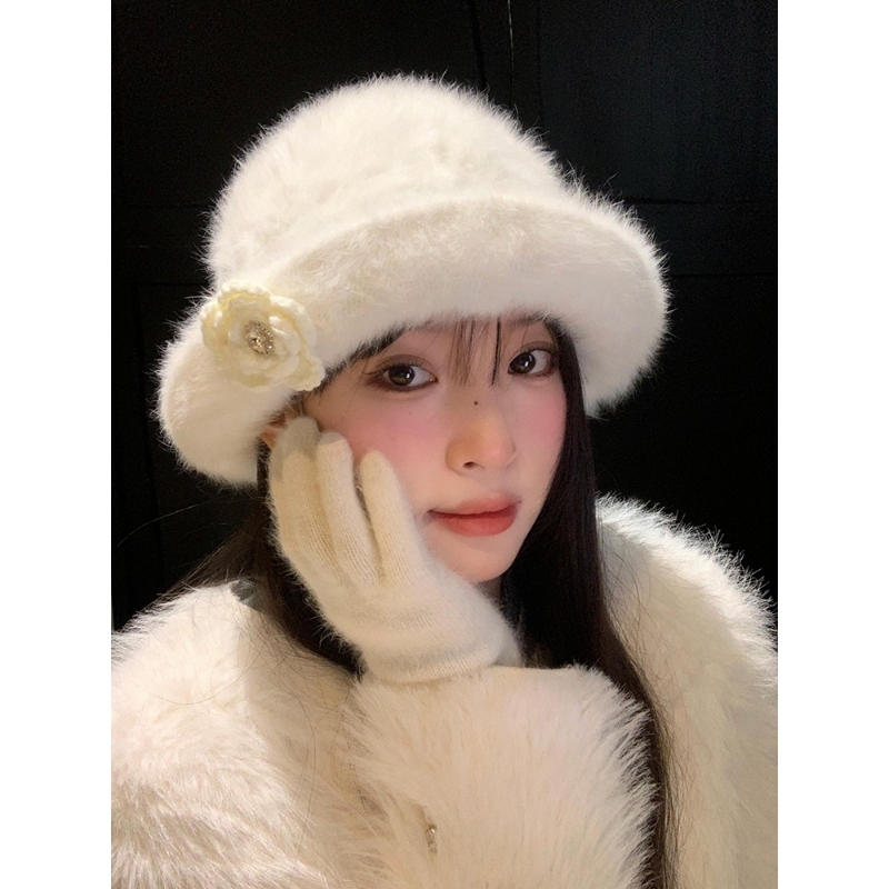 热风圈白色兔毛花朵渔夫帽女冬季毛绒卷边礼帽韩系大头围显脸小千