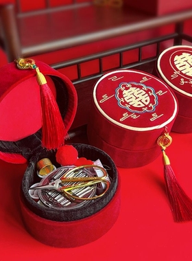 刺绣针线盒红色结婚新娘陪嫁套装嫁妆全套一整套套装针线包便携式