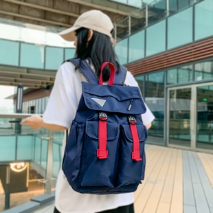 韩版新款双肩包男士青少年个性书包初中学生休闲旅游潮流背包厂家